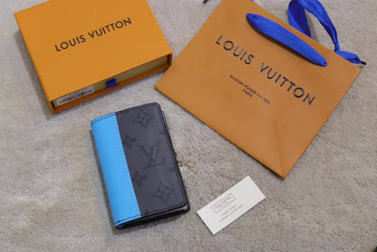 LV Wallet 
Master Quality
110 dhs🇦🇪🇦🇪

Zain33
♥️♥️♥️