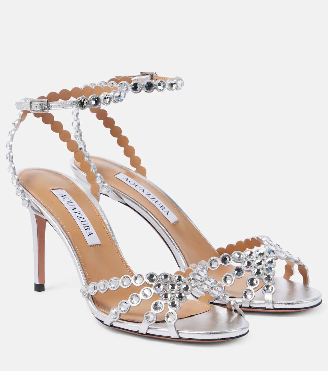 Aquazzura
Good Quality
Size 36 To 41
120 dhs✅

Zain120
♥️♥️♥️