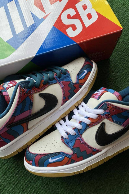Nike Parra x Dunk Low Pro SB 'Abstract Art'
36-45 AVAILABLE 🤩
240 dhs✅

Zain242
♥️♥️♥️