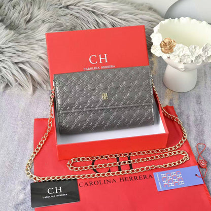 LV

withbox 
🎁🎁🎁

19 CM
90 dhs🗽

Zain143
♥️♥️♥️