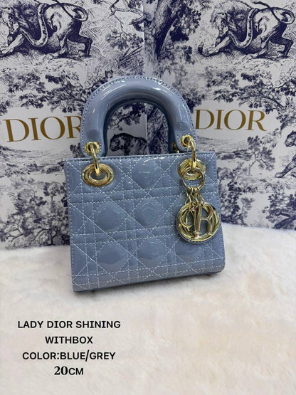 ᴄʜʀɪsᴛɪᴀɴ Dior ʟᴀᴅʏ ᴅɪᴏʀ
ʜᴀɴᴅʙᴀɢ ᴡɪᴛʜ ʟᴏɴɢ sᴛʀᴀᴘ
ᴡɪᴛʜ ʙᴏx🎁🎁🎁
ɢʟᴏssʏ ᴍᴀᴛᴇʀɪᴀʟ
sɪᴢᴇ:𝟐𝟎ᴄᴍ
110 dhs💓

Zain56
♥️♥️♥️
