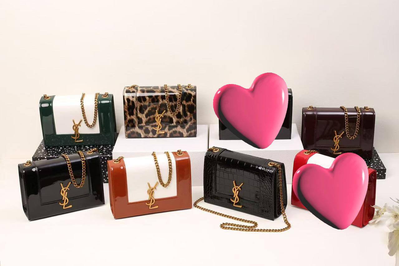 YSL 
SIZE 19cm
With box
90 dhs✅

Zain148
♥️♥️♥️