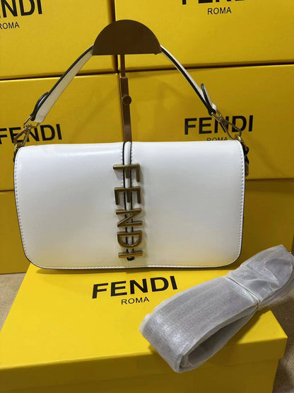 Mixed bags
Fendi
Dior
Chanel
YSL

95 dhs🇦🇪🇦🇪

Withbox
high quality

Zain26
♥️♥️♥️
