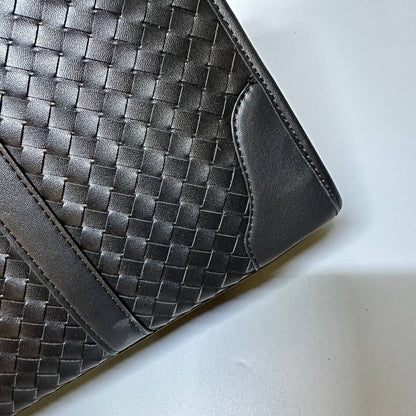 BOTTEGA LAPTOP BAG COPY ONE NEW CAME 
210 dhs🇦🇪🇦🇪

Zain295
♥️♥️♥️