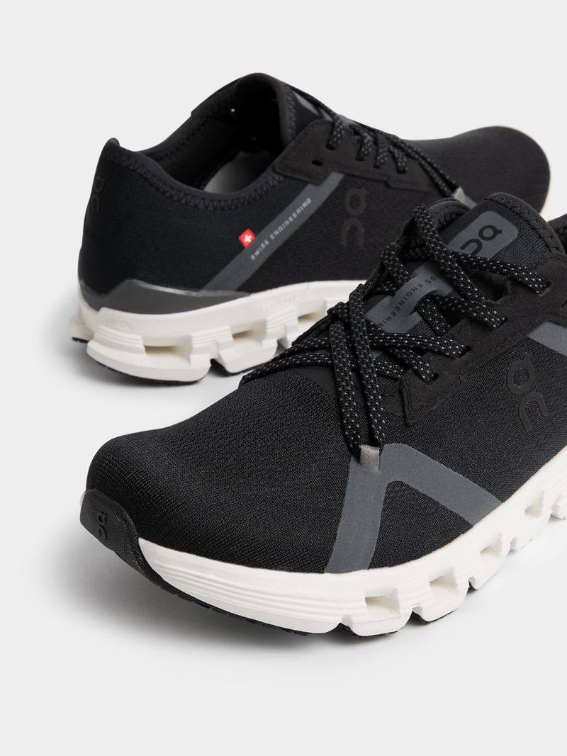 ON Cloud X 4 AD ‘Black and white’ 🖤🤍
36-45 AVAILABLE 
220 dhs🇦🇪

Zain242
♥️♥️♥️