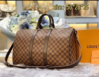 LV Travel Bags
100 dhs🪙🌨️
size ;50 cm

Zain38
♥️♥️♥️