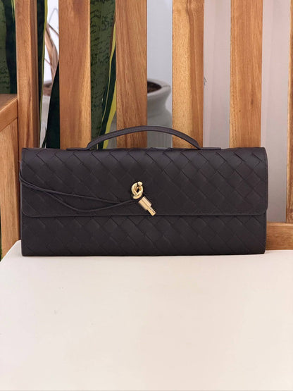 BOTTEGA VENETA 💫
VIP Quality ⚡️
Original Packing 🎁
Size 31CM📏
For Price 👇 WhatsApp✅
0568585901 
0507557372
0552275751 Owner Zain 👌

Zain321
♥️♥️♥️