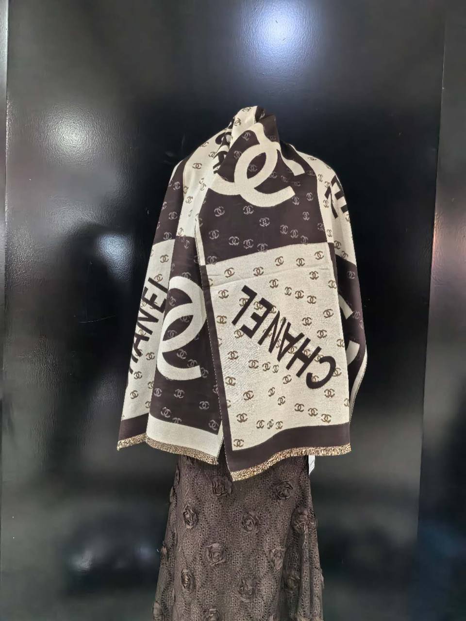 Scarf

Good quality 

50 dhs🇦🇪🇦🇪🇦🇪
Zain295
♥️♥️♥️