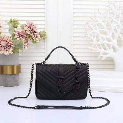 YSL
Best quality with box
120 dhs💓
size 24CM

Zain290
♥️♥️♥️