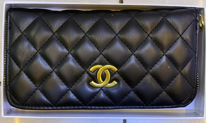 Mix brands long zipper wallet stock ✨👆🏾

With box 
🎁🎁🎁

35 dhs🪙🌺

Zain168
♥️♥️♥️