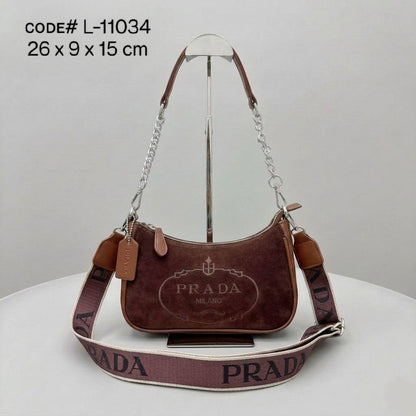 PRADA sʜᴏᴜʟᴅᴇʀ ʙᴀɢ
sᴜᴀᴅᴇ ʟᴇᴀᴛʜᴇʀ ᴍᴀᴛᴇʀɪᴀʟ
ᴇᴍʙʀᴏɪᴅᴇᴅ ʟᴏɢᴏ
ᴡɪᴛʜ ʟᴏɴɢ sᴛʀᴀᴘ
sɪᴢᴇ : 26 cm
ᴡɪᴛʜ ᴏᴜᴛ BOX

65 dhs✅

Zain31
♥️♥️♥️