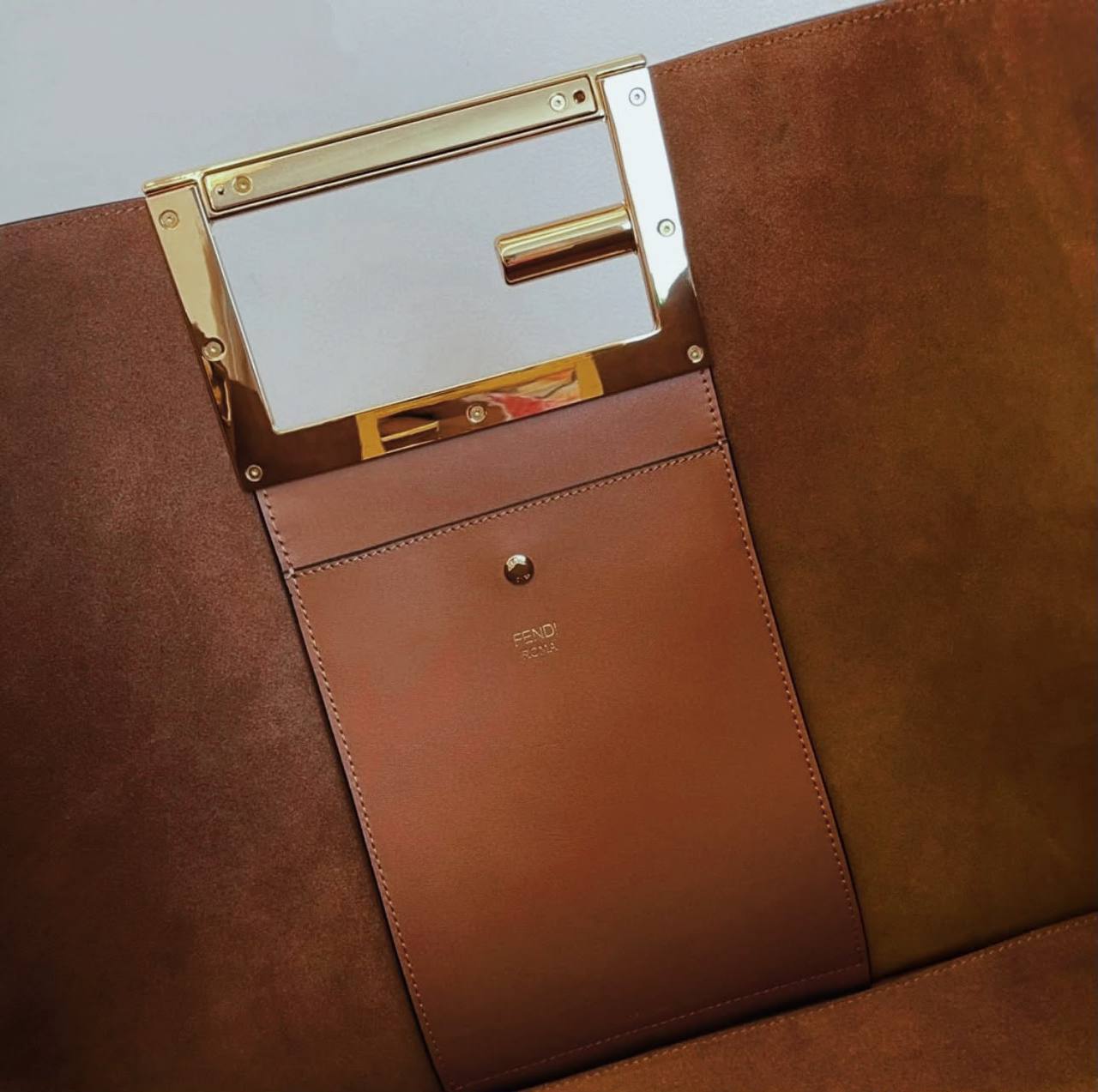 FENDI WAY 
COPY ONE  
BIG SIZE 
 210 DHS💛......(leather)

Zain295
♥️♥️♥️