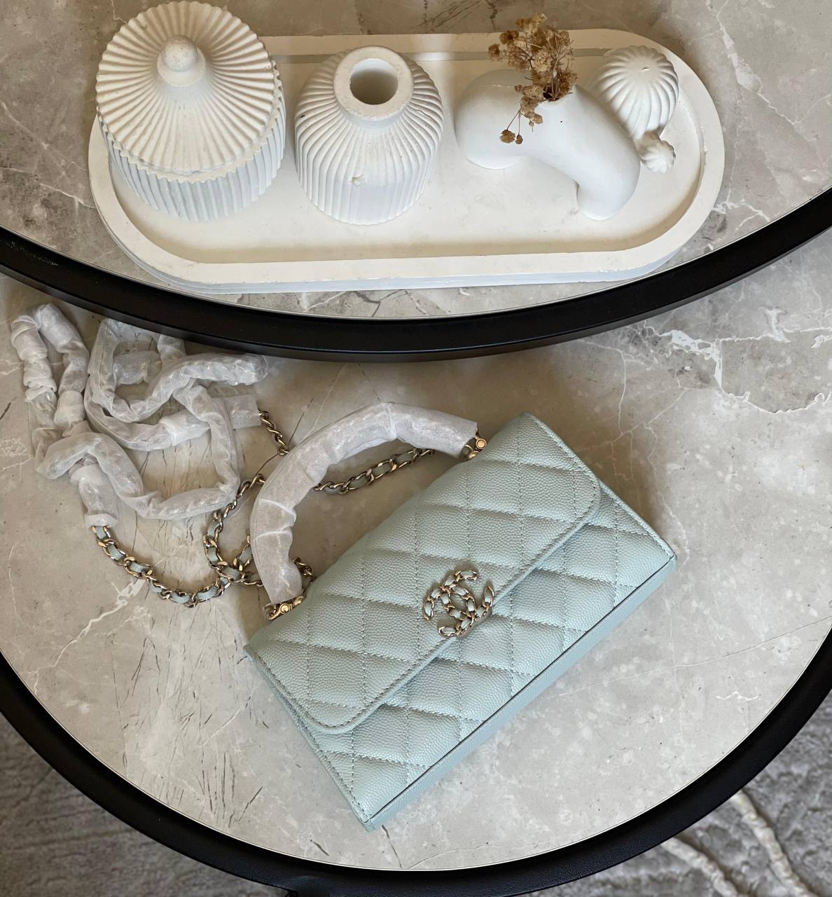 CHANEL✨
Available original box 📦 
With full packing 🎀🎀
Super high quality 💥💥
For Price 👇 WhatsApp✅
0568585901 
0507557372
0552275751 Owner Zain 👌

Zain283
♥️♥️♥️