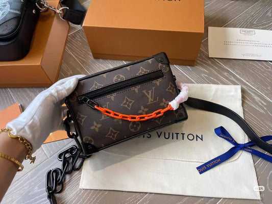 LV
320 dhs❤️
#36cm💕🥳

Zain228
♥️♥️♥️