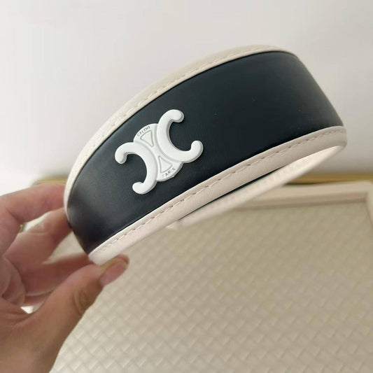 *Headband ❤️‍🔥*
good quality 💯
20 dhs🪙💕

Zain216
♥️♥️♥️