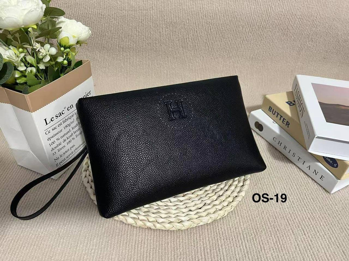 Gucci
Lv
Burberry
Coach
Ysl
Hermes
Prada
Goyard
Fendi

105 dhs🇦🇪🇦🇪🇦🇪

Zain182
♥️♥️♥️