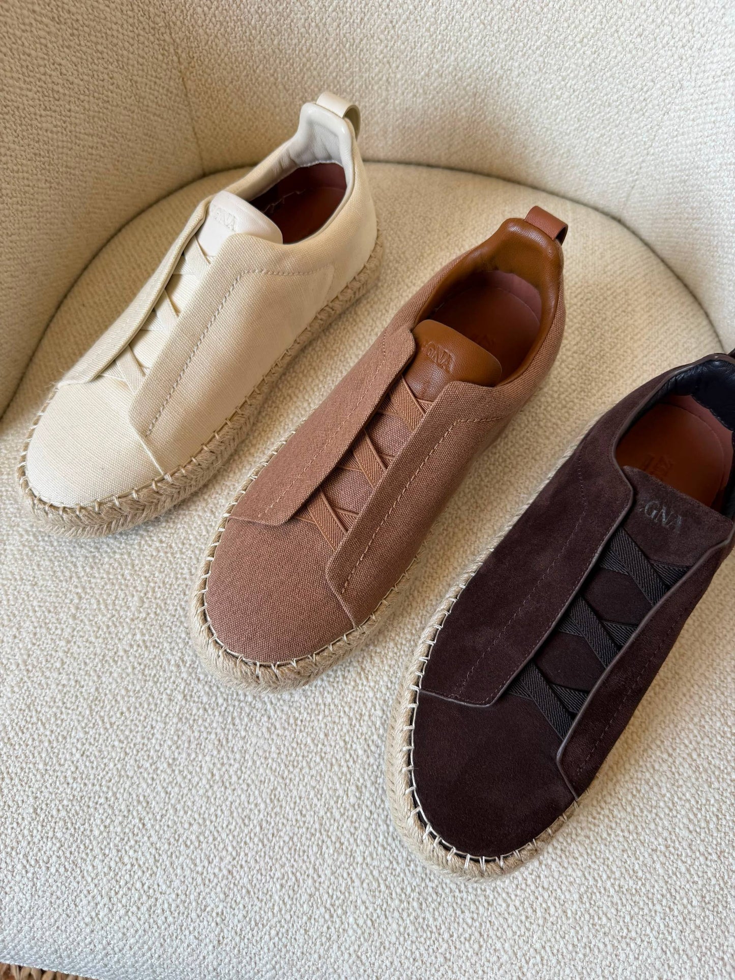 ZEGNA
*AAA QUALITY*
*SIZE:40 to 46*
450 dhs🇦🇪🇦🇪

Zain185
♥️♥️♥️
