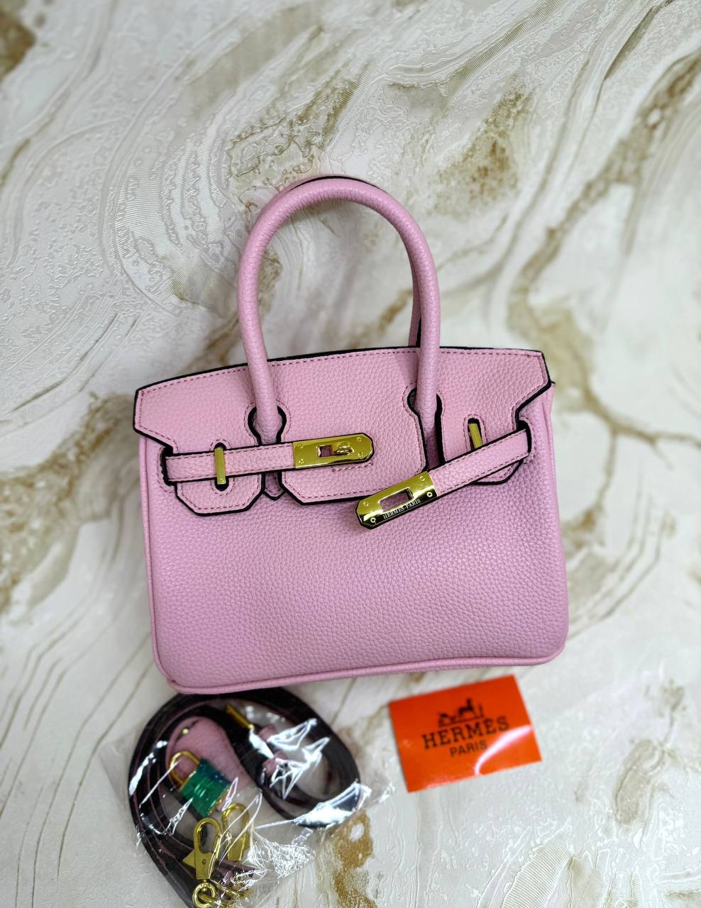 Hermes 
Limited Stock
High quality
95 dhs💓

Zain136
♥️♥️♥️