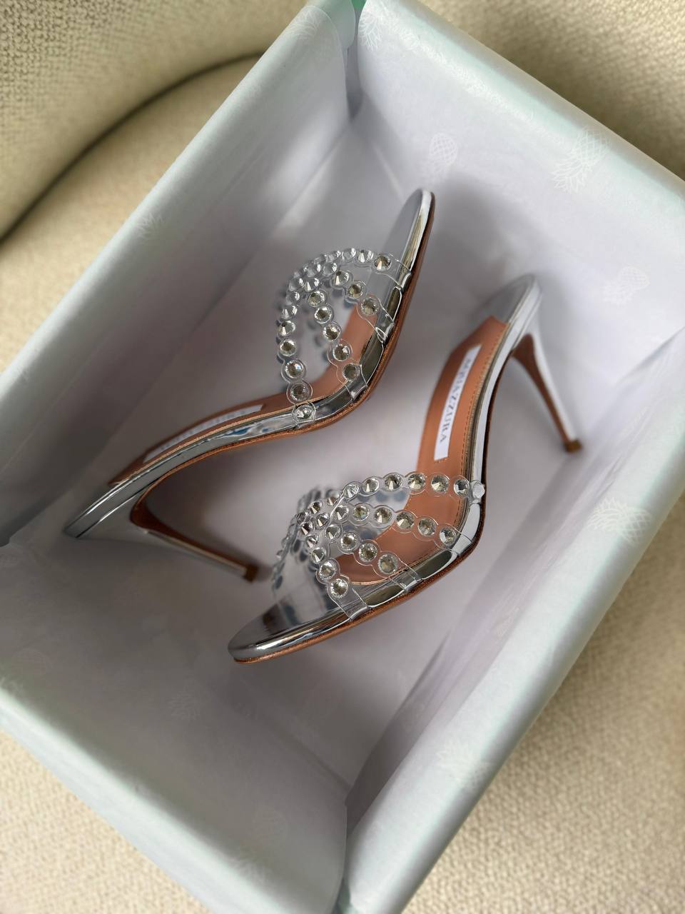 Aquazzura
𝑨𝑨𝑨 𝑸𝑼𝑨𝑳𝑰𝑻𝒀
𝑺𝑰𝒁𝑬 {36 𝒕𝒐 41}
450 dhs✅

Zain81
♥️♥️♥️