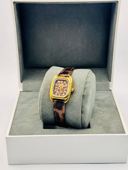 Guess ladies 
offer price
35 dhs💓

Zain08
♥️♥️♥️