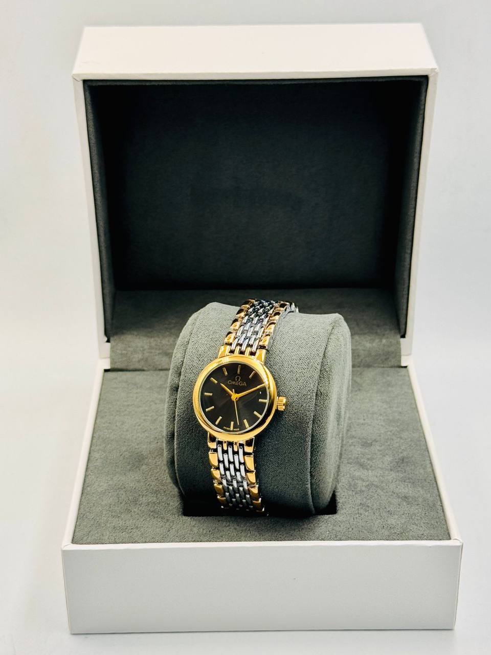 Omega ladies
*New Arrival*🔥
55 dhs✅

Zain08
♥️♥️♥️