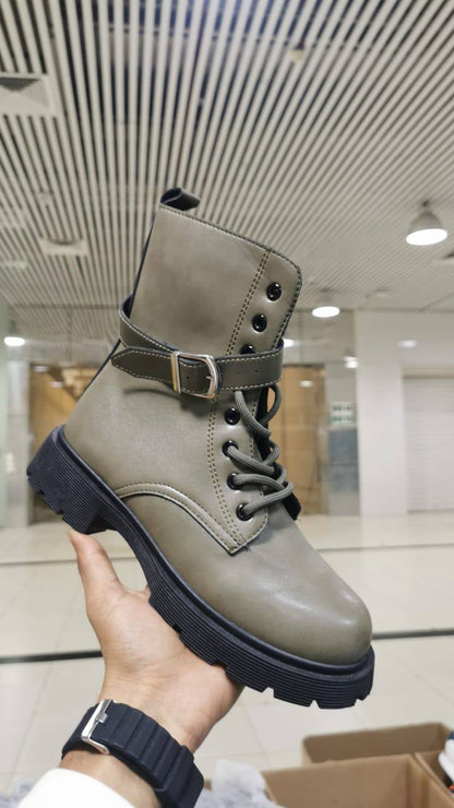 New
Size 36to41            
75 dhs🪙🌨️

Zain163
♥️♥️♥️