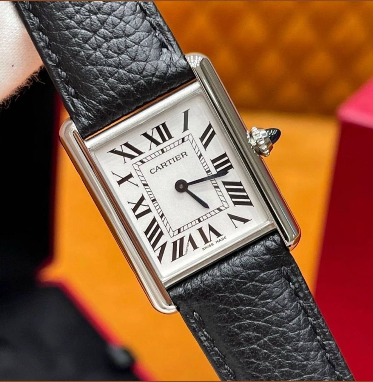 Cartier Tank watch unisex (size36mm) 
good quality 
230 dhs🪙🌨️

Zain59
♥️♥️♥️