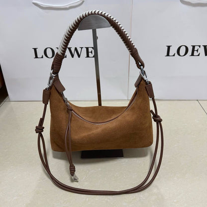 Loewe 
Master
300 dhs🇦🇪🇦🇪
#26cm🥰🥰

Zain228
♥️♥️♥️