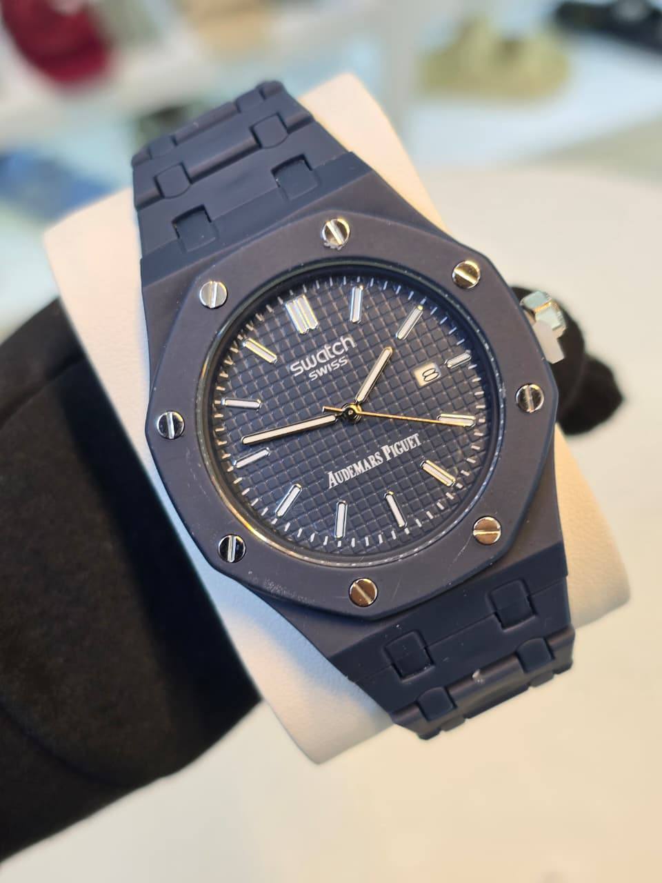 Swatch
50 dhs🇦🇪🇦🇪

Zain29
♥️♥️♥️