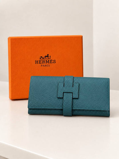 NEW COLLECTION👌🏻
HERMES WALLET  ❤‍🔥
 MASTER Quality👑With Original Packaging👌🏻

For Price 👇 WhatsApp✅
0568585901 
0507557372
0552275751 Owner Zain 👌

Zain329
♥️♥️♥️