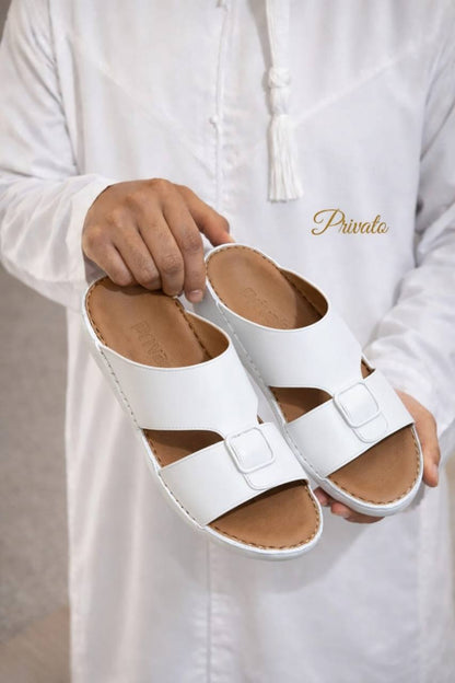 slippers for men good quality  with box  
size available (40to47) 6to13) price 
230 dhs💓
new arrival ❤️❤️

Zain59
♥️♥️♥️