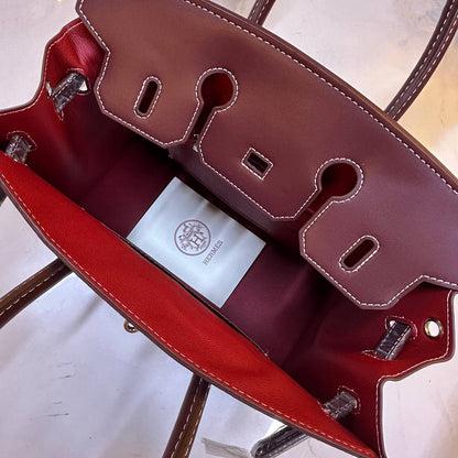 Hermes

135 dhs

Size 30 cm 

Zain295 
♥️♥️♥️