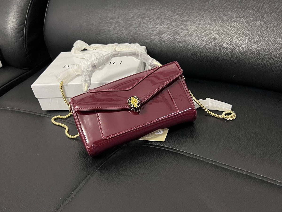 Bvlgari

115 dhs🇦🇪🇦🇪

with box

Zain90
♥️♥️♥️