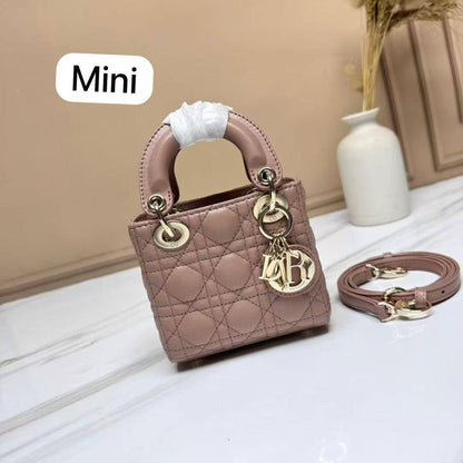 Dior
master💓
250 dhs✅

Zain153
♥️♥️♥️