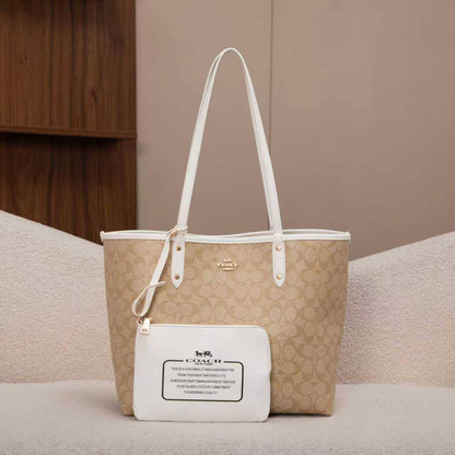 Coach
100 dhs❣️
2in1
Both sides are usable.

Zain07
♥️♥️♥️