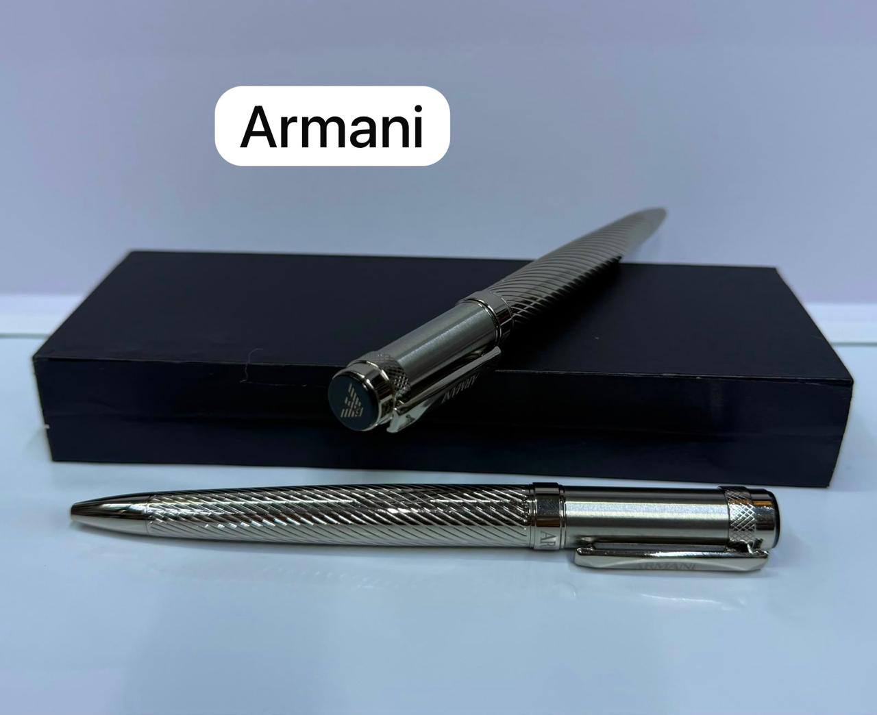 Pen
35 dhs💛 
No Box

Zain93
♥️♥️♥️
