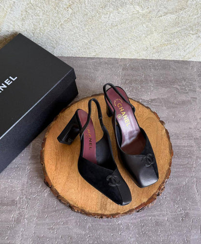 CHANEL 💫😍
SuperMaster Quality 💯
450 dhs✅
Size: 36-41 💥

Zain171
♥️♥️♥️