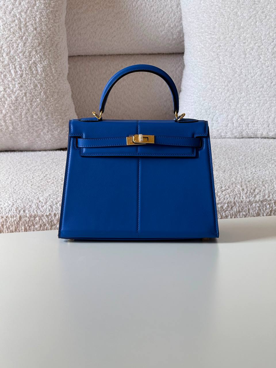 Hermes kelly 25cm💕master quality😍with box❤️offer😍
320 dhs💛

Zain52
♥️♥️♥️