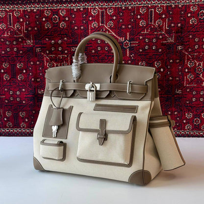 📍NEW COLLECTION 📍
👌Premium quality 👌
❤️WITH ORIGINAL PACKAGING❤️
For Price 👇 WhatsApp✅
0568585901 
0507557372
0552275751 Owner Zain 👌

Zain320
♥️♥️♥️