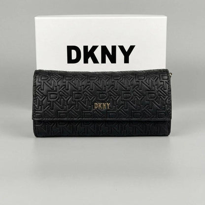 DKNY

High quality

With box 
100 dhs🇦🇪🇦🇪

Zain50
♥️♥️♥️