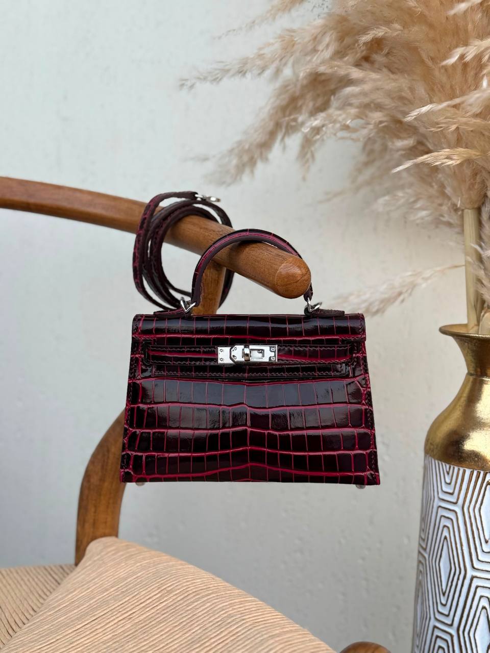 HERMES
19cm
360 dhs🇦🇪🇦🇪
Top quality 
With box🎁

Zain167
♥️♥️♥️