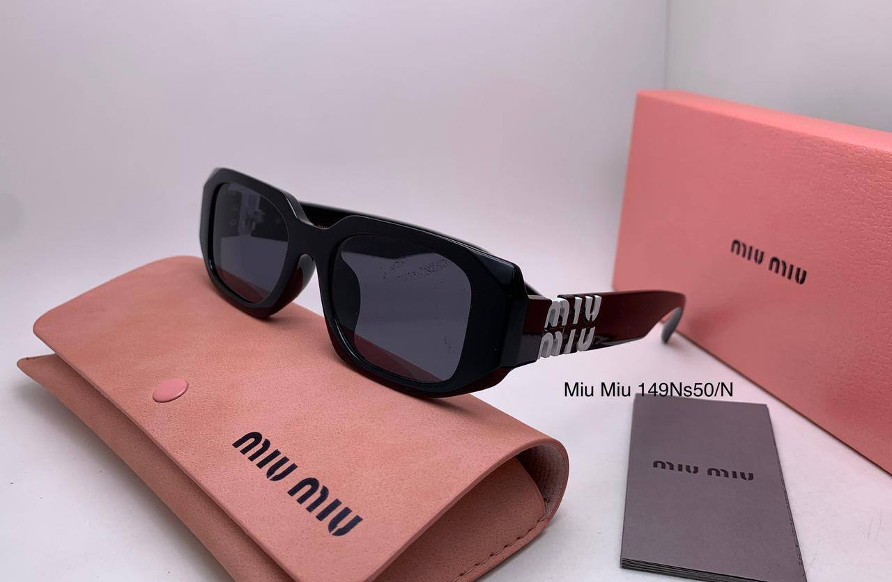 Miu Miu
70 dhs🪙🌨️

Zain126
♥️♥️♥️