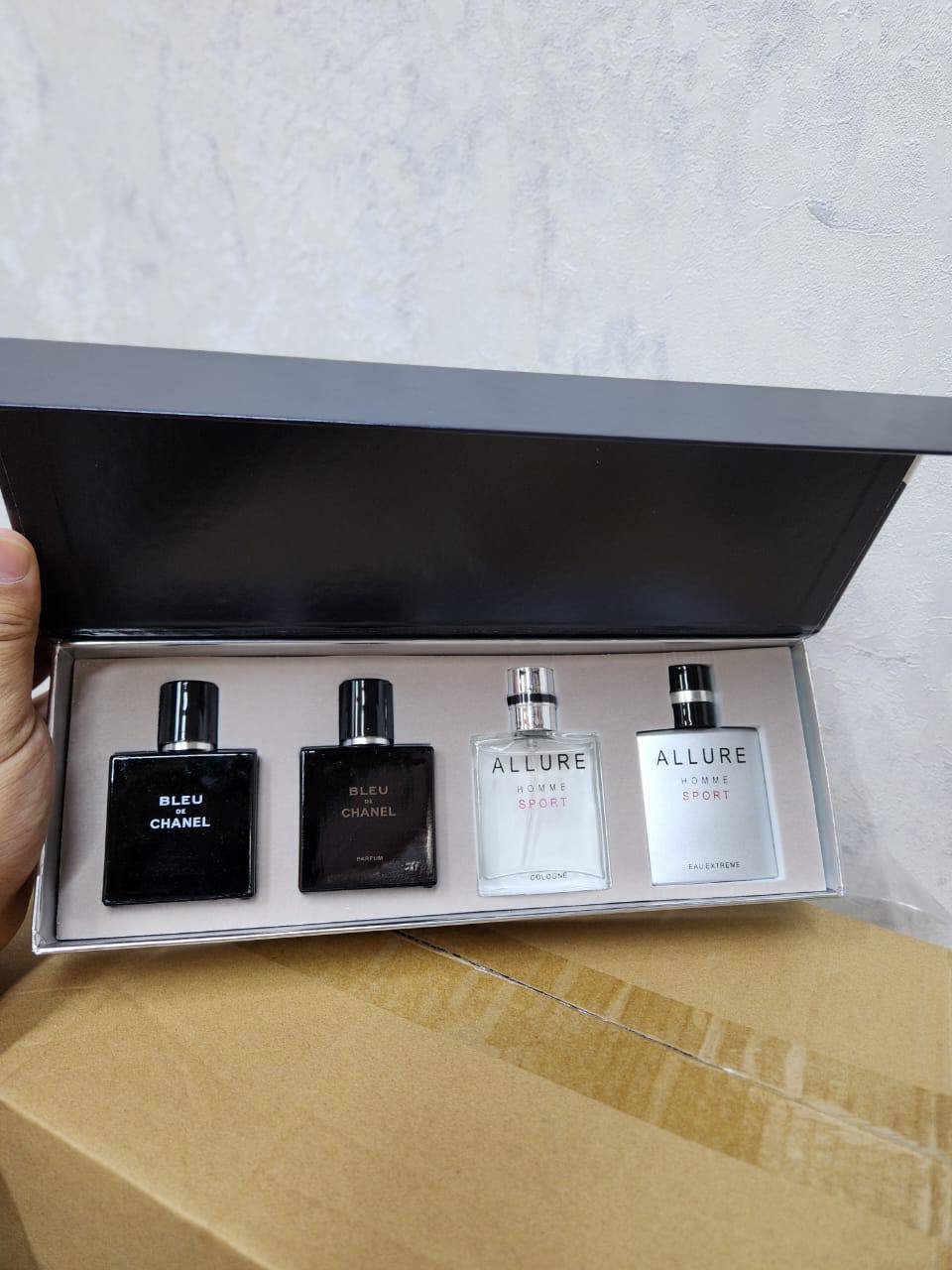 Perfumes Set
4 pcs set 65 dhs🪙🌨️
3 pcs set 60 dhs🪙🌨️

Zain24
♥️♥️♥️