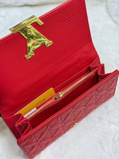 NEW CAME
LV WALLET
GOOD QUALITY
40 dhs❣️

Zain40
♥️♥️♥️