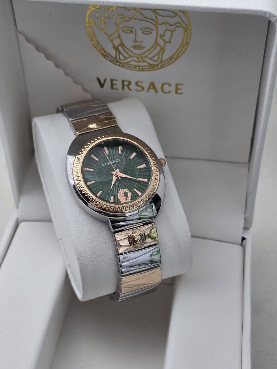 Ladies Fancy
55 dhs🪙💕

Zain29
♥️♥️♥️