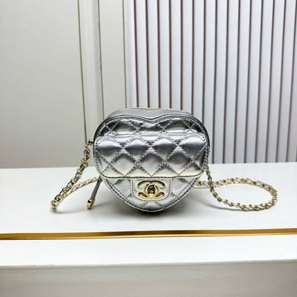Chanel
Master🌺🌺
270 dhs💛

Zain141
♥️♥️♥️