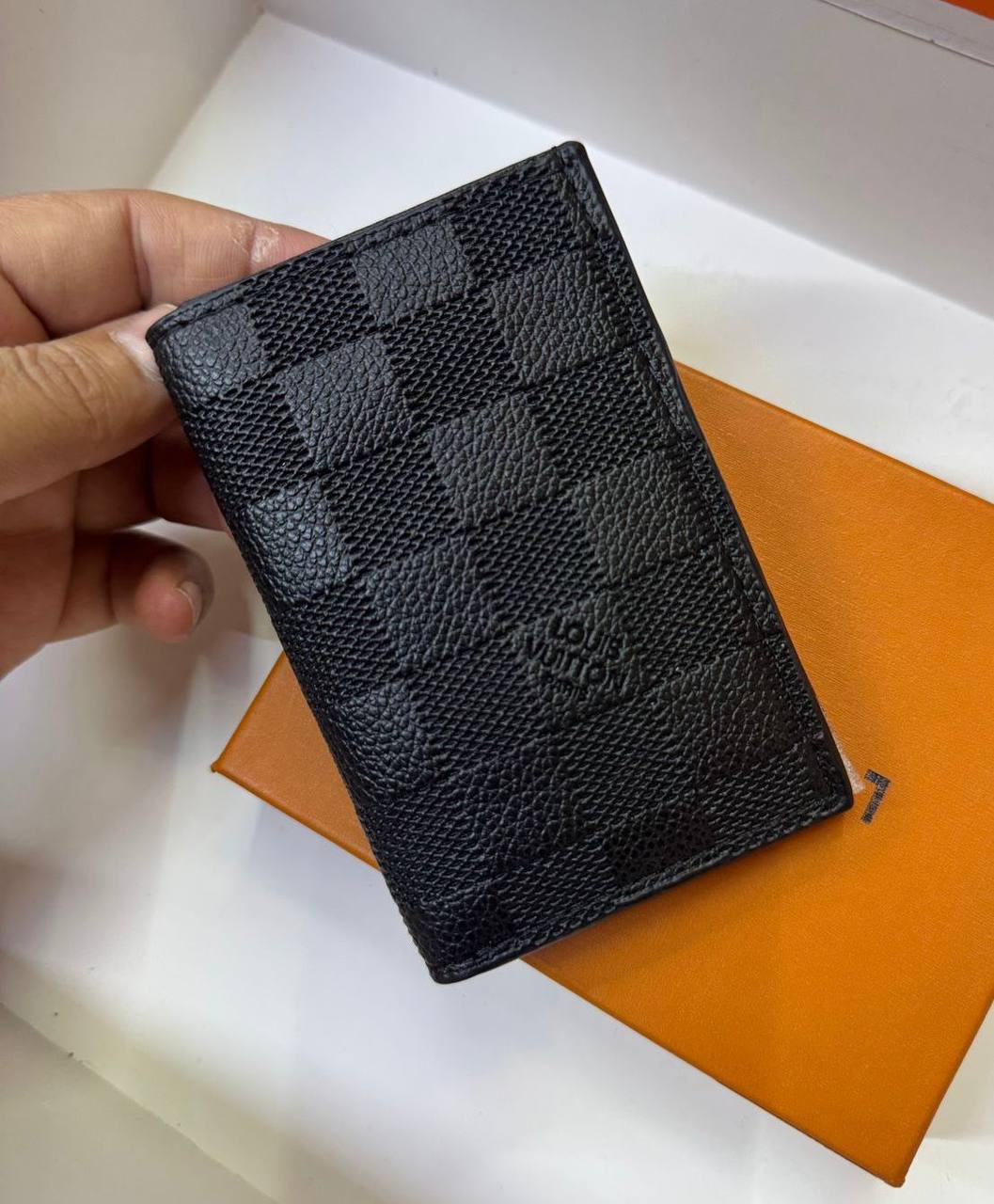 LV - Goyard 
Wallets 
With box 
🎁🎁🎁

30 dhs🇦🇪

Zain93
♥️♥️♥️