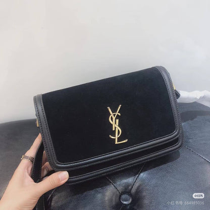 YSL Master
280 dhs🪙🪙

Zain10
♥️♥️♥️