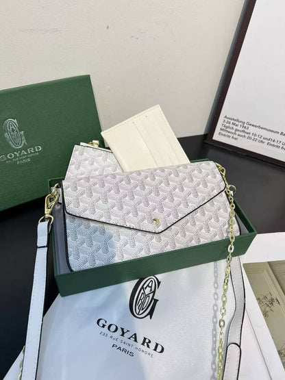 Goyard 

with box 
🎁🎁🎁

70 dhs💓

Zain232
♥️♥️♥️