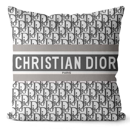 Master 
Pillowcases 
Size 45*45 
50 dhs❣️

Zain99
♥️♥️♥️